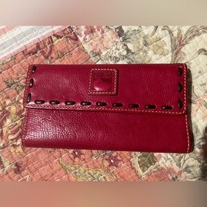 🌺 Dooney & Bourke Raspberry Florentine Continental wallet